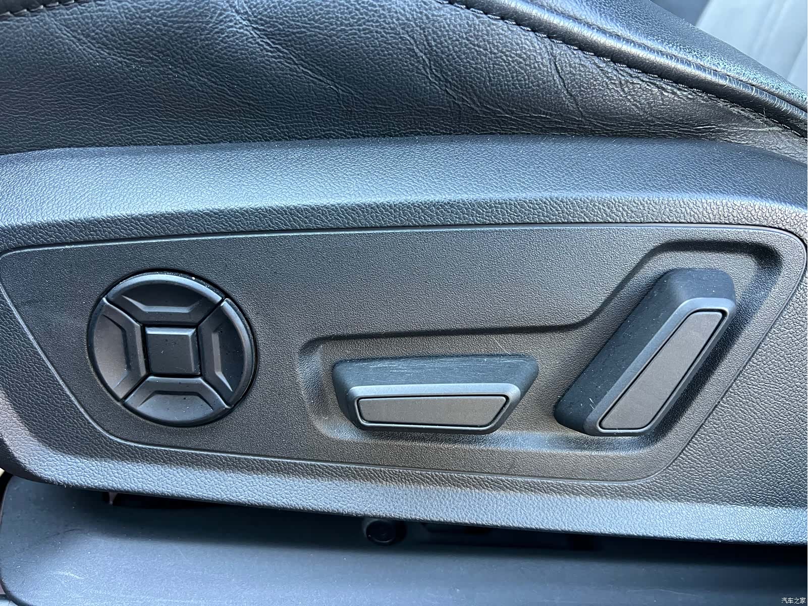 Audi A6L, 2022 13