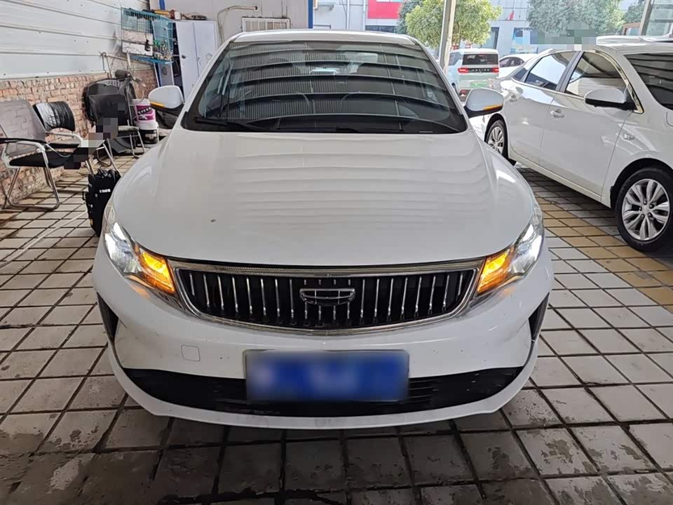 Geely Emgrand GL
