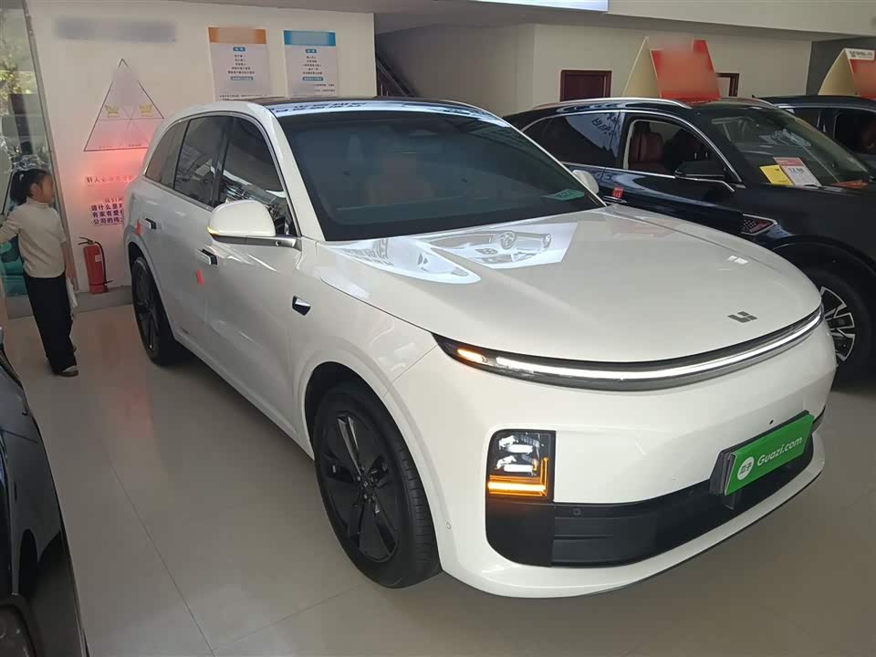 Li Auto Ideal L6