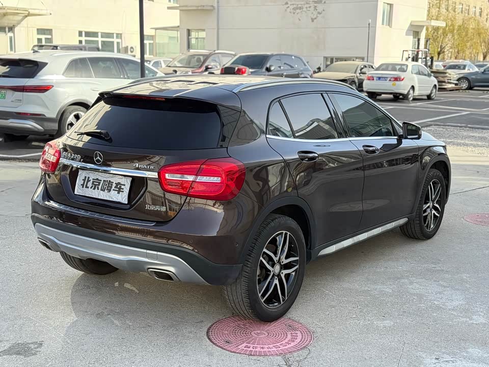 Mercedes-Benz GLA