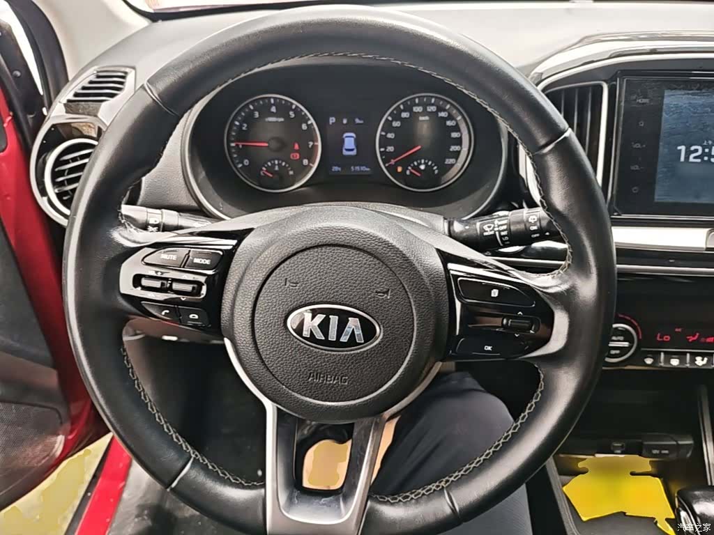 Kia KX1, 2019 11