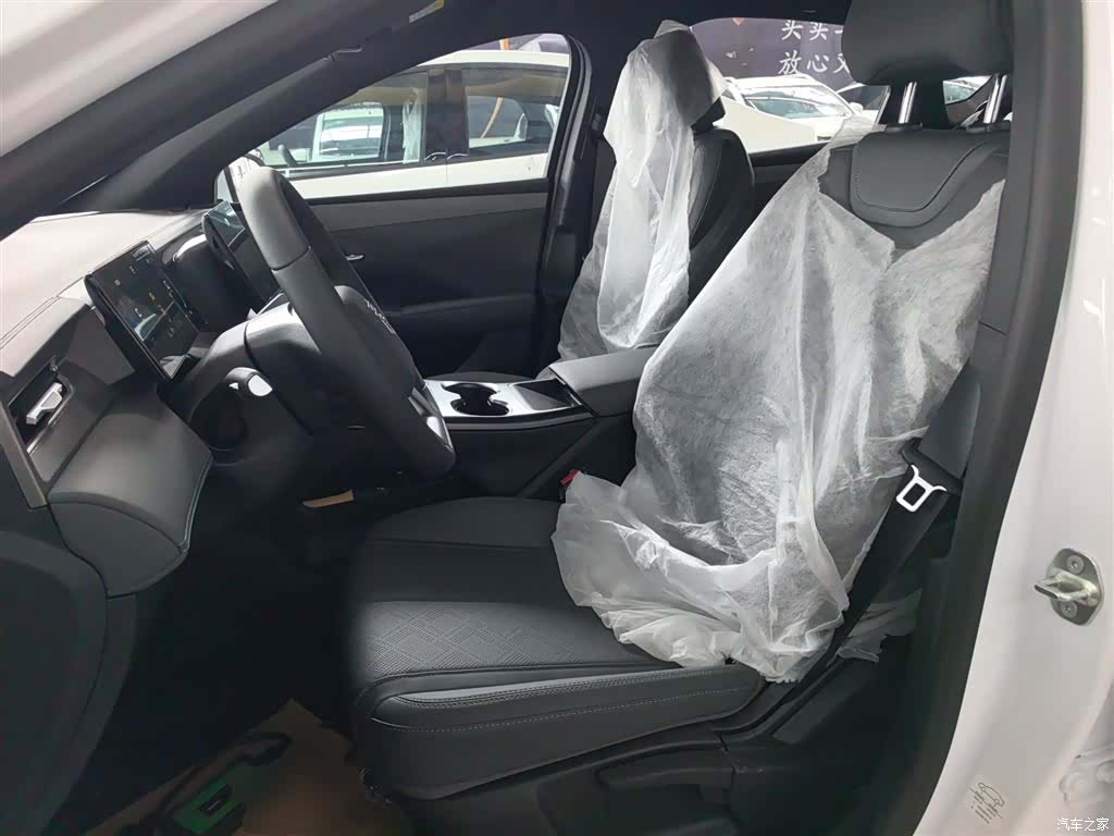 BYD Qin, 2026 15
