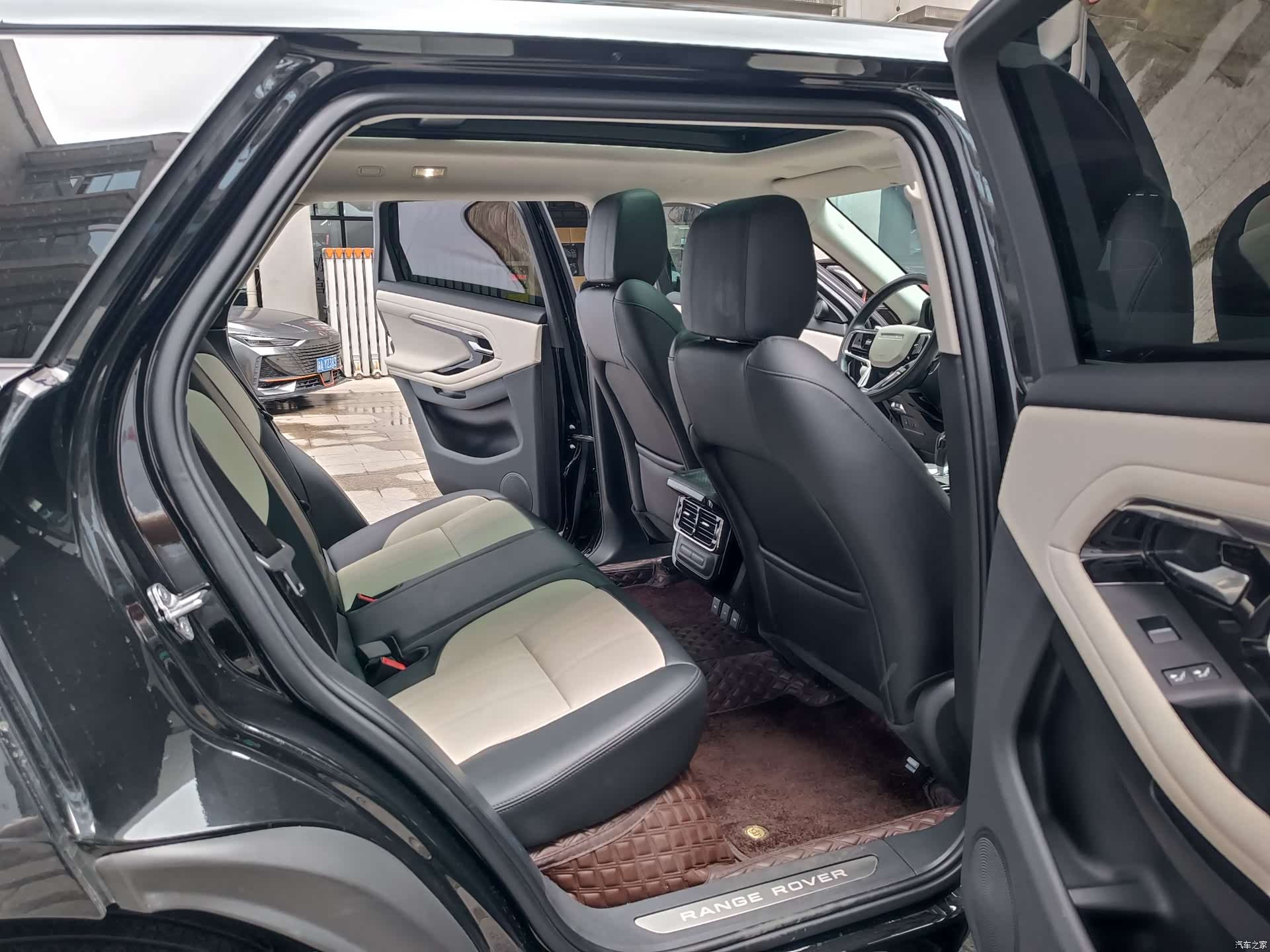 Land Rover Range Rover, 2022 12