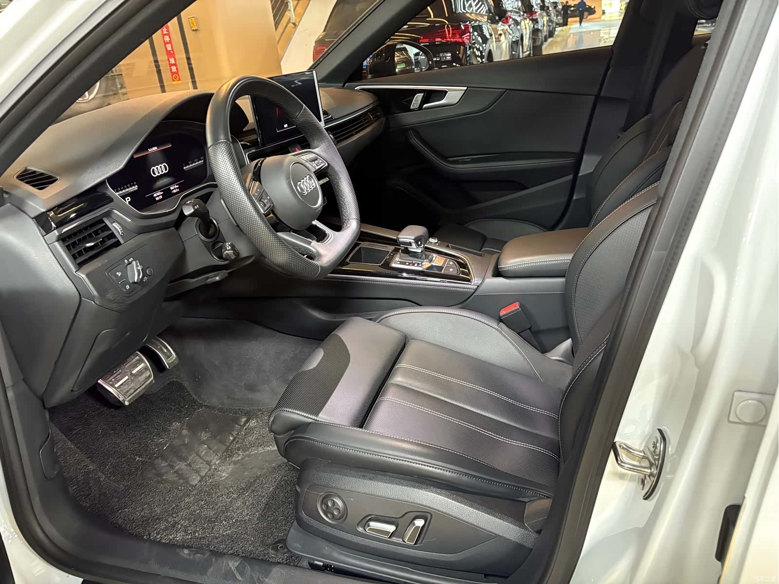 Audi A4L, 2025 4