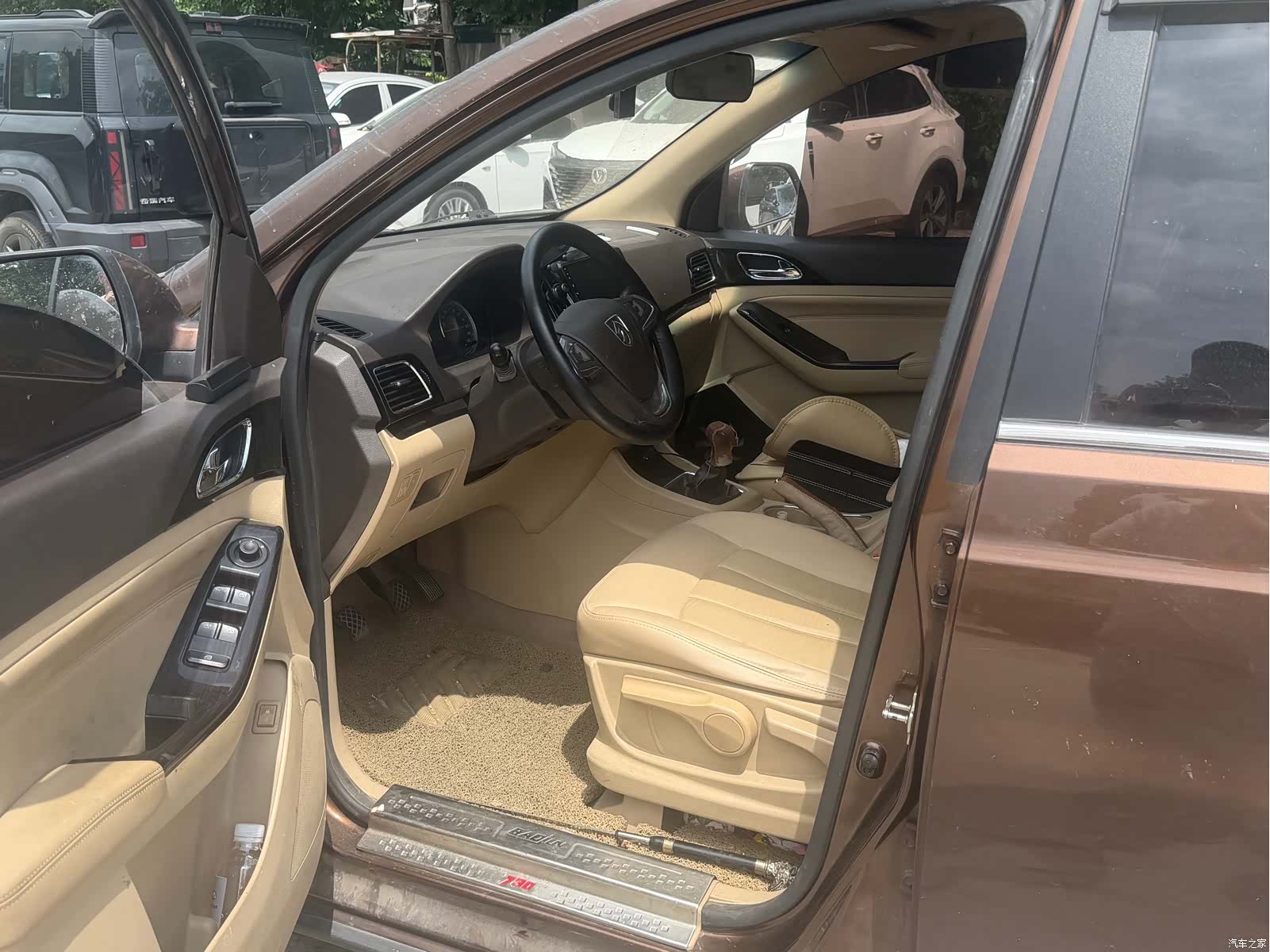 Wuling 730, 2015 все фото