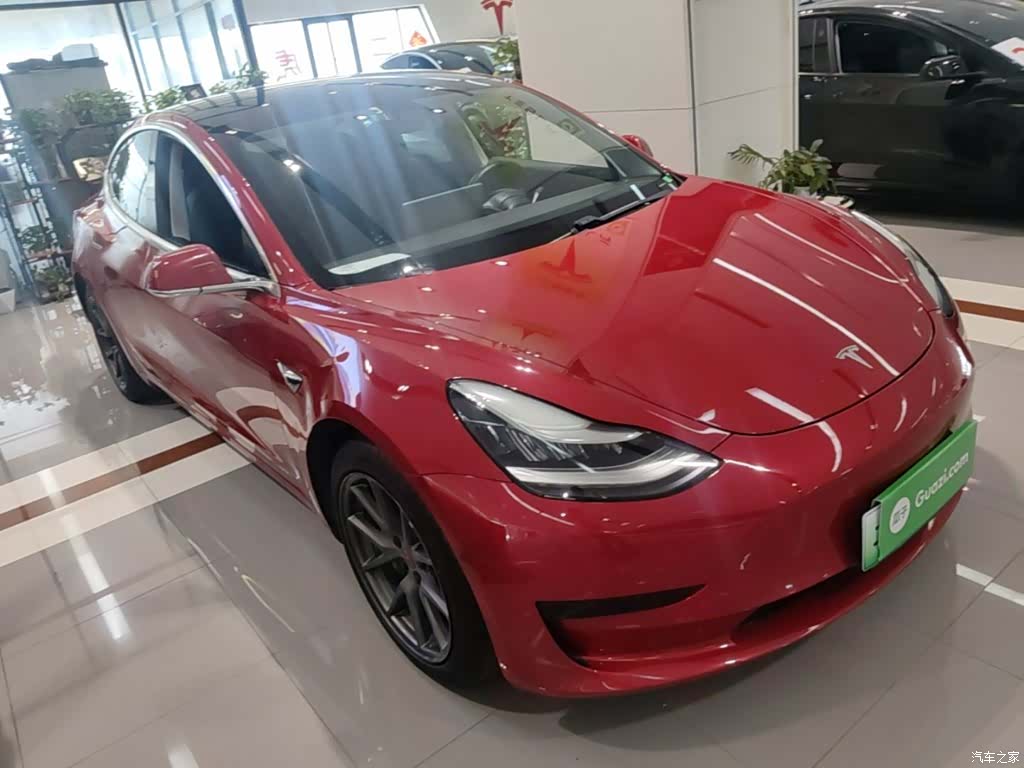 Tesla Model 3, 2020 4