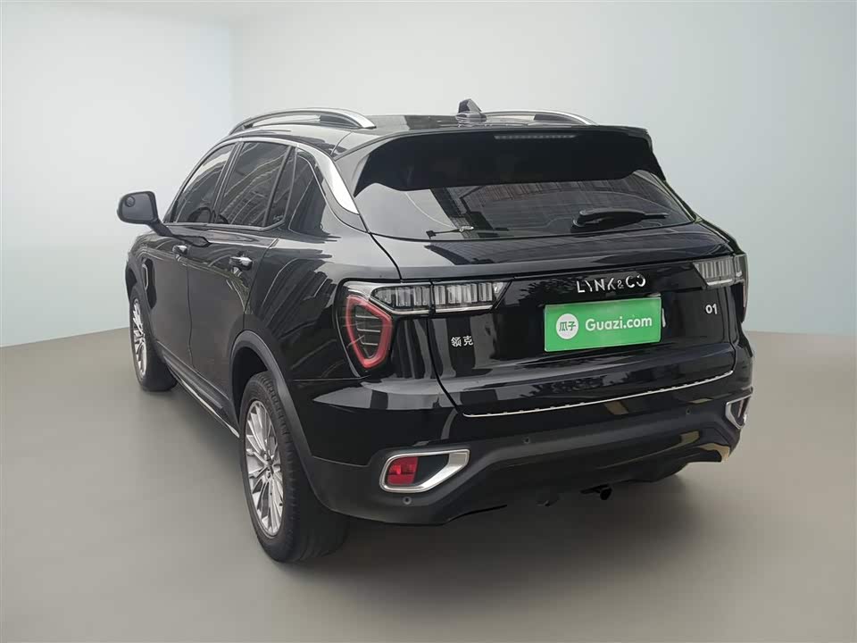 Lynk & Co 01