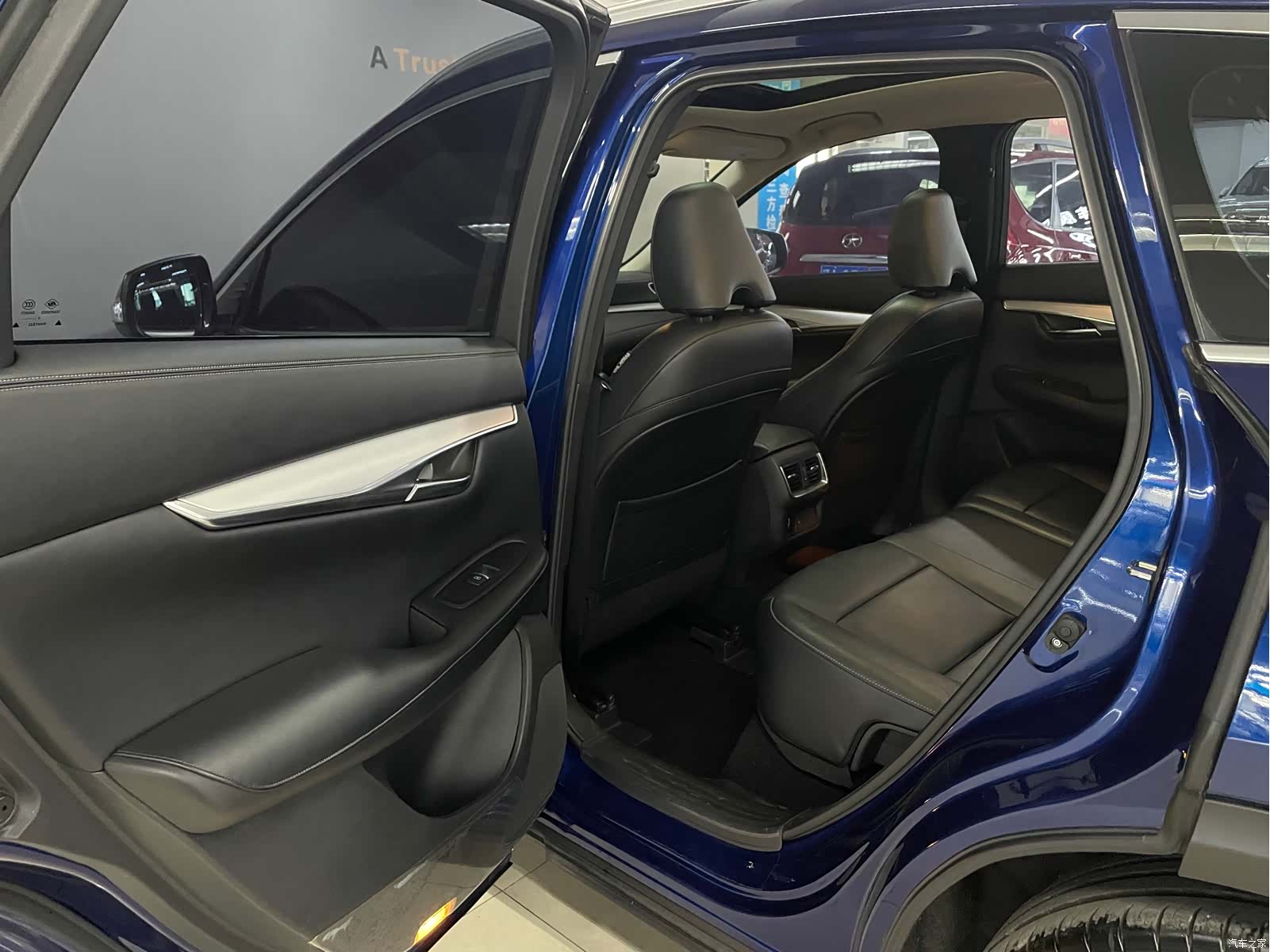 Infiniti QX50, 2019 все фото
