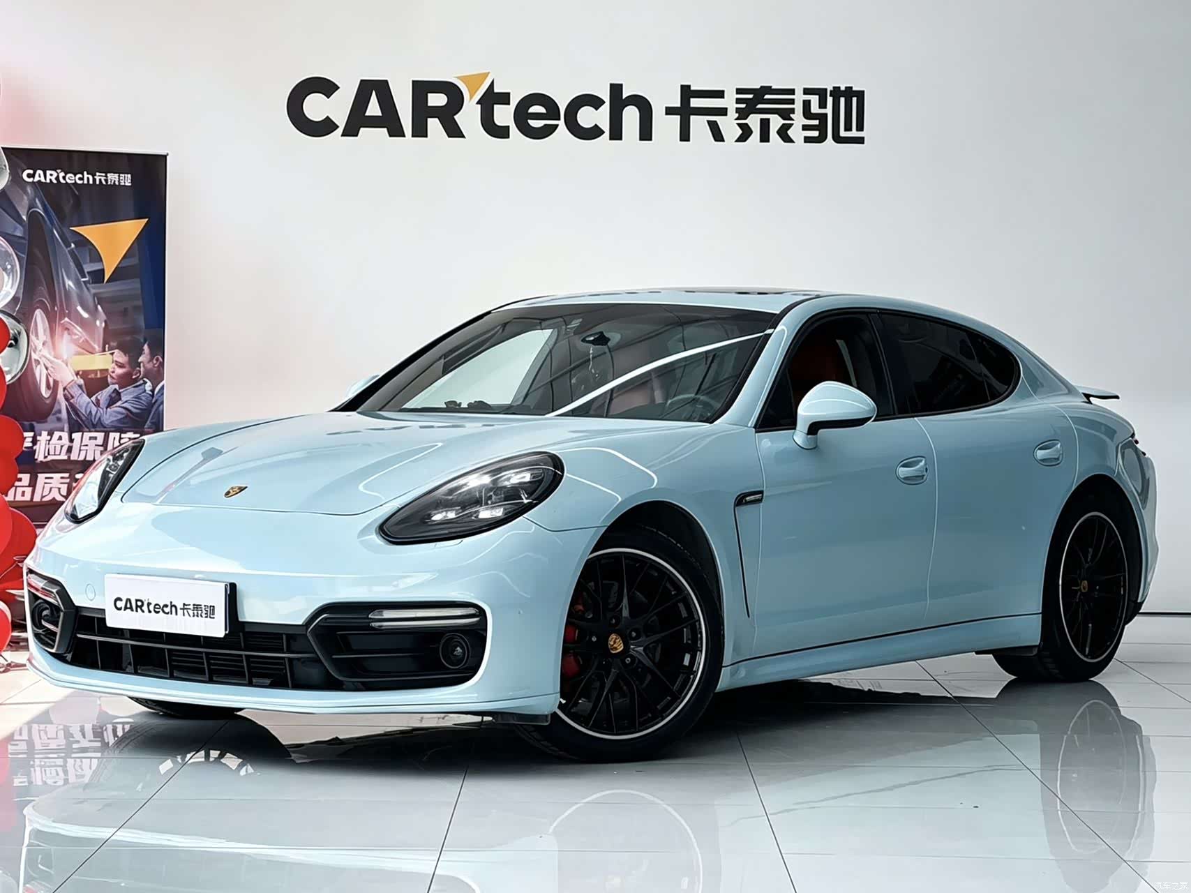Porsche Panamera, 2010 1