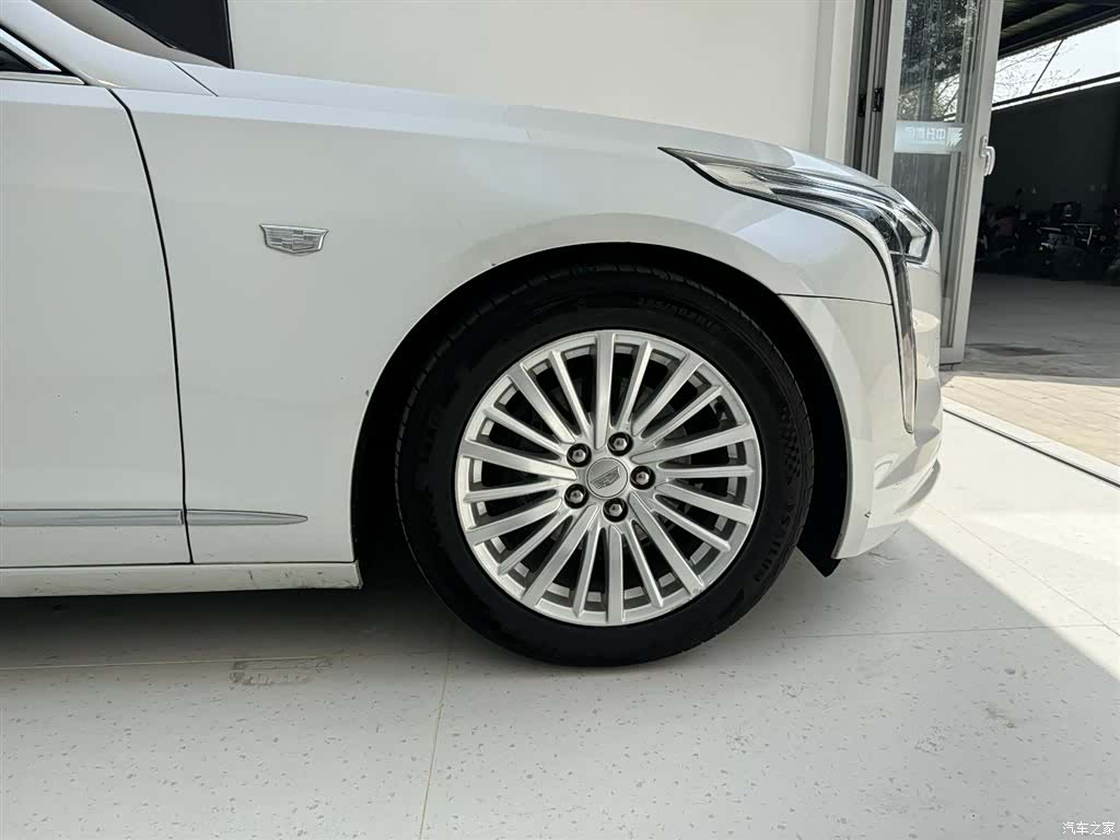 Cadillac CT6, 2021 9