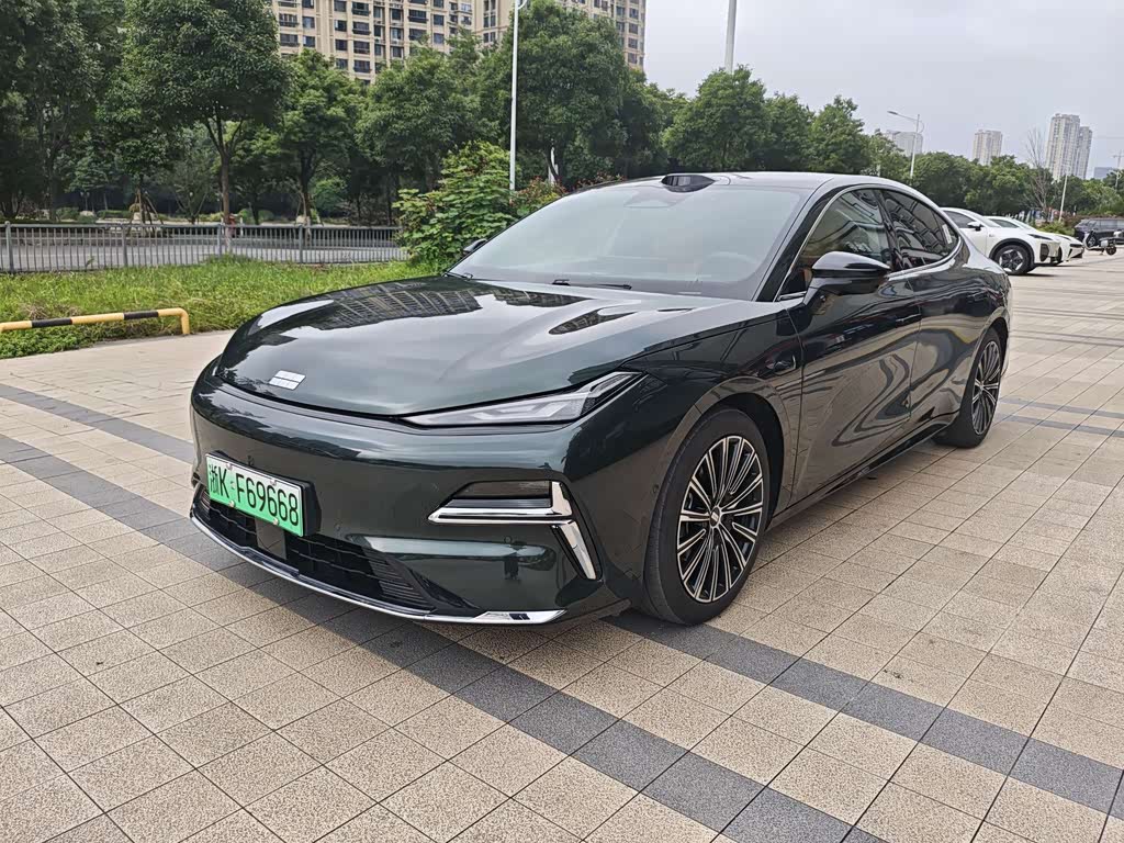 Geely Galaxy Starshine 8