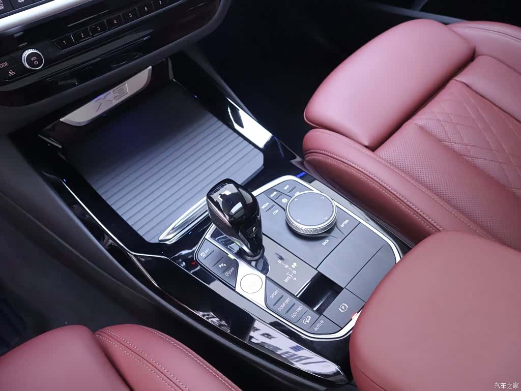 BMW X3, 2024 12