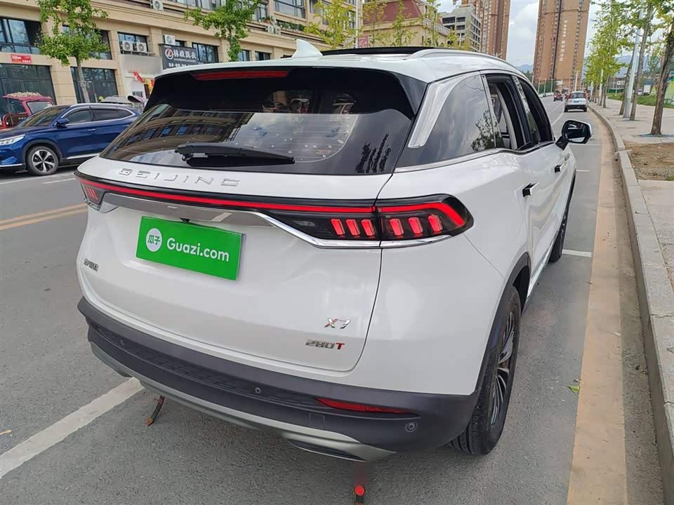 BAIC Beijing X7