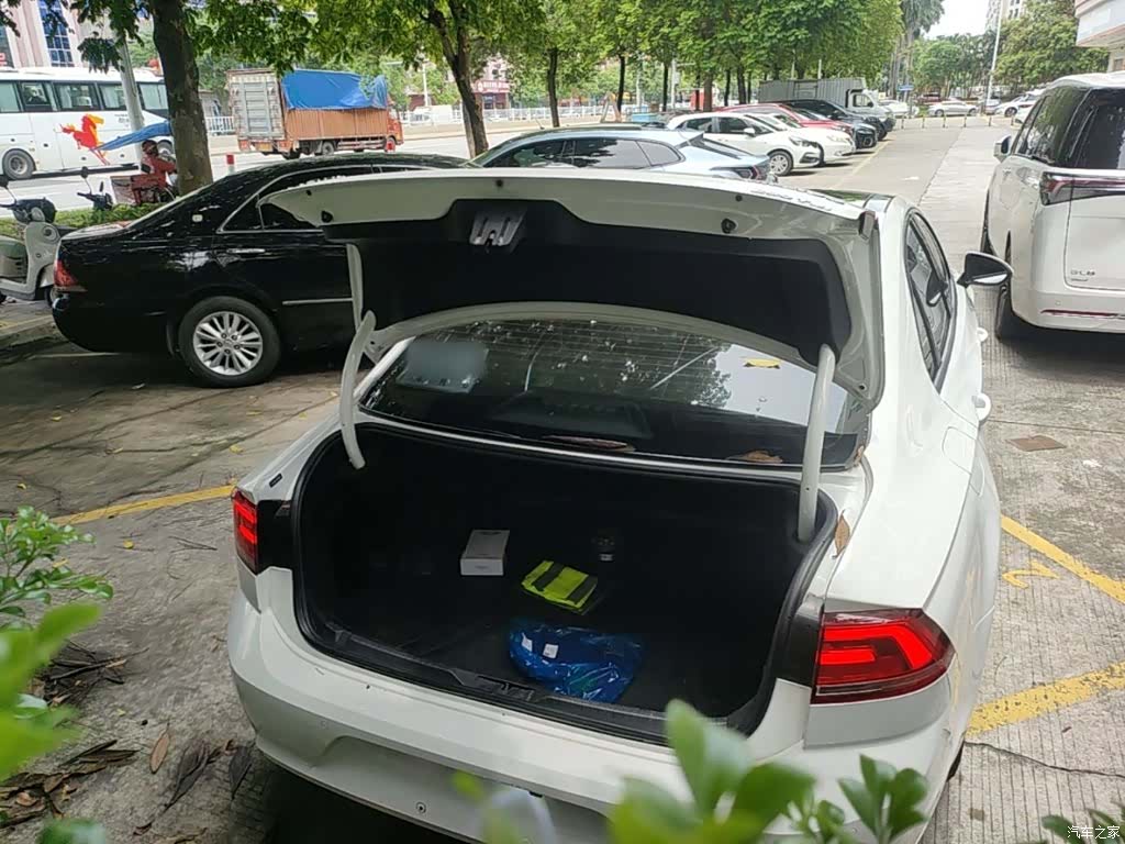 Volkswagen Lamando, 2018 16