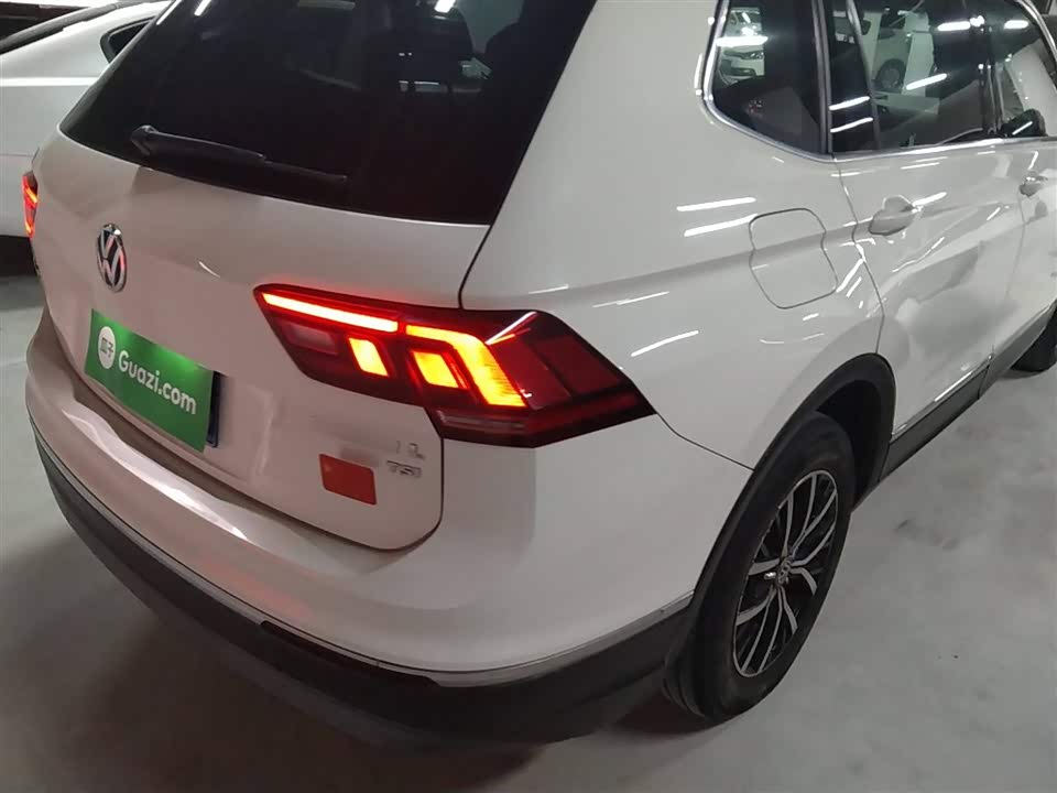 Volkswagen Tiguan L Volkswagen Tiguan L