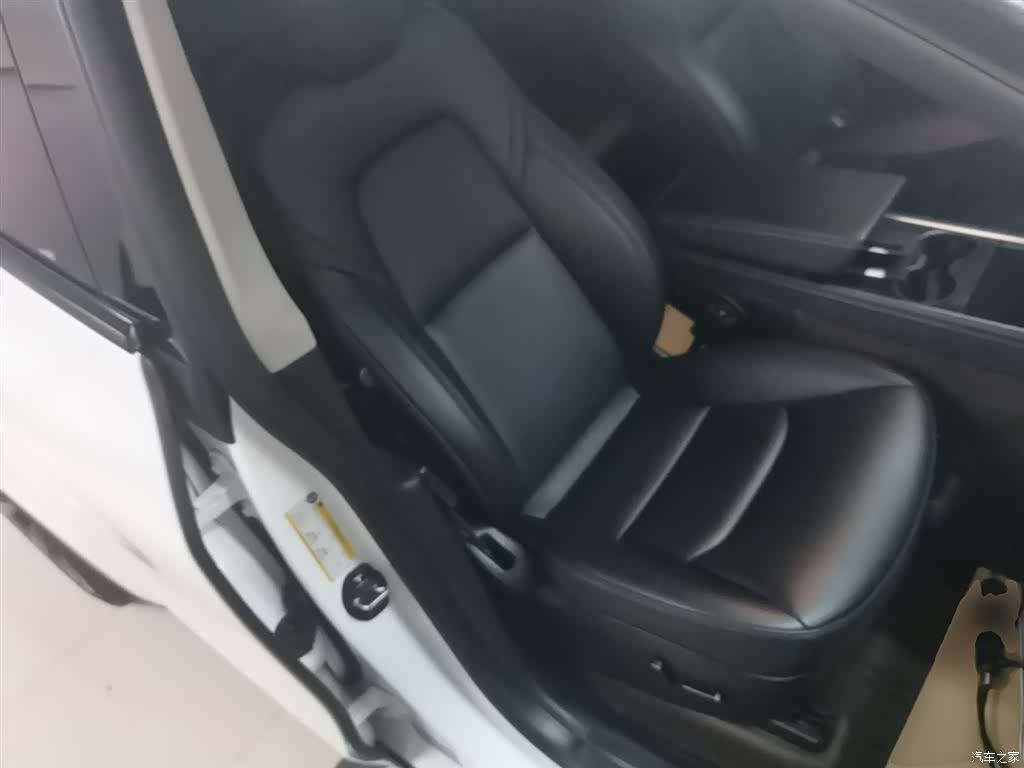 Tesla Model Y, 2024 25