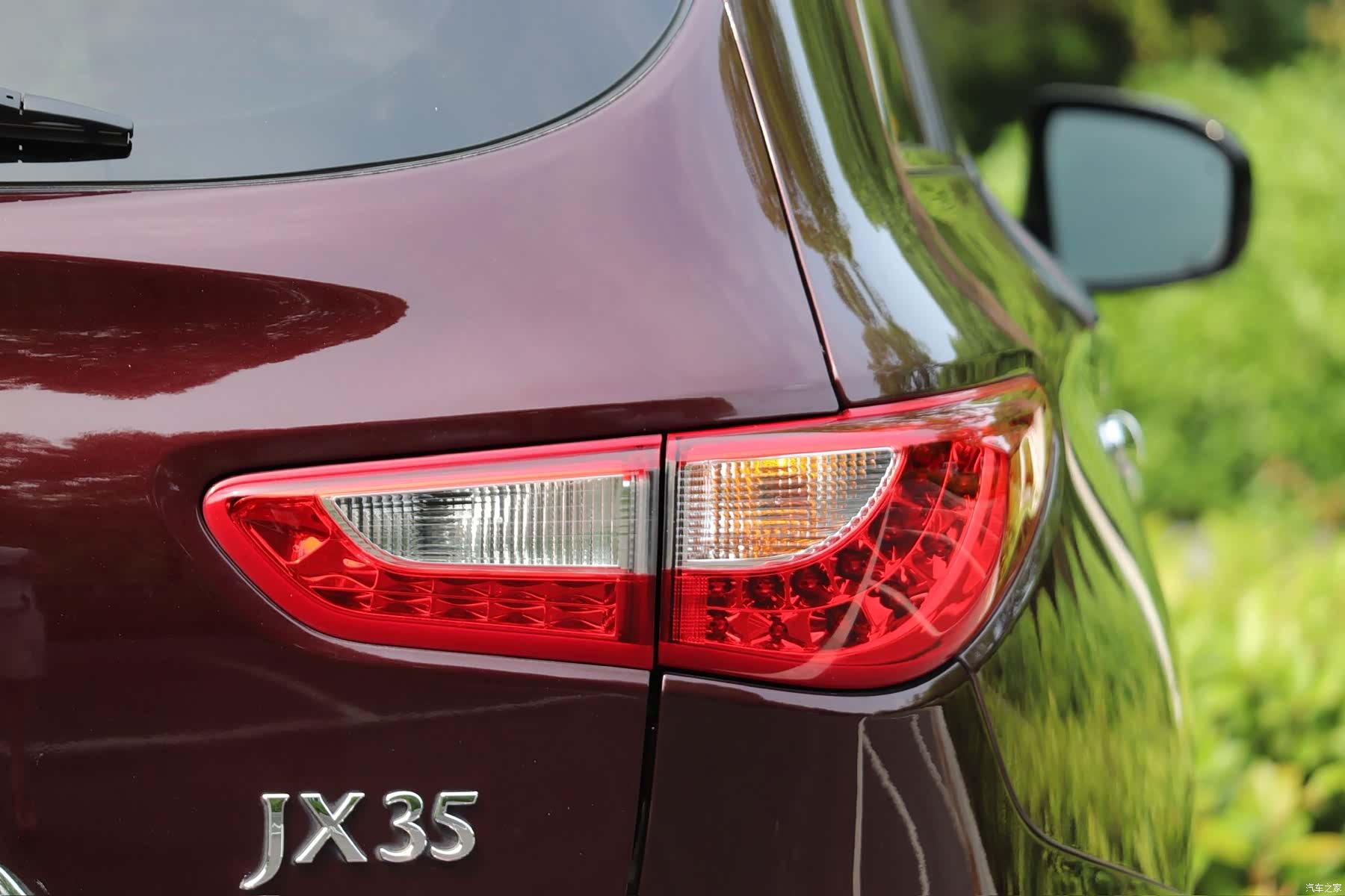 Infiniti JX35, 2013 9