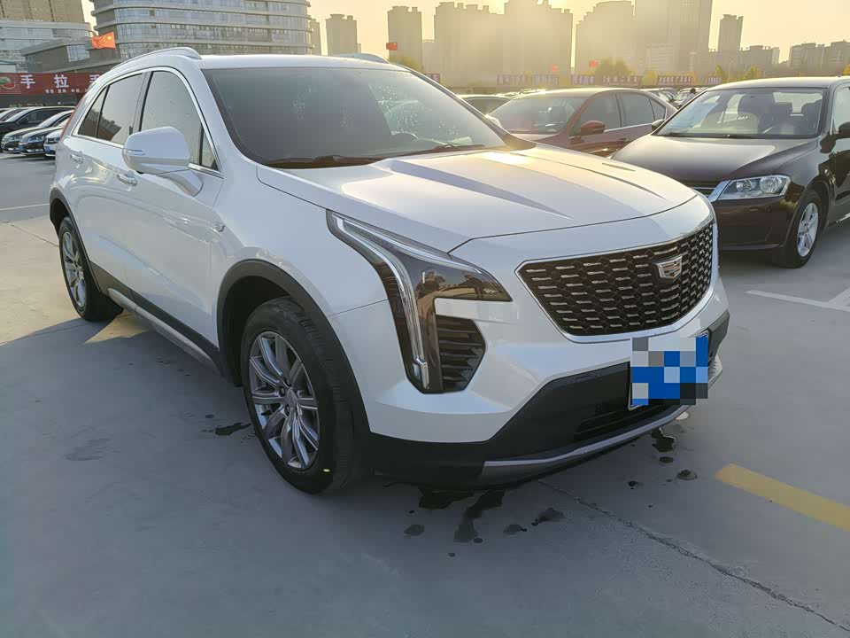 Cadillac XT4
