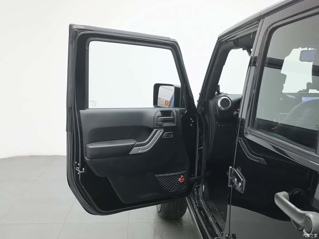 Jeep Wrangler, 2015 8