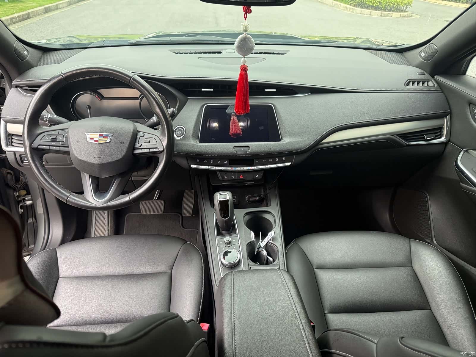 Cadillac XT4, 2019 10