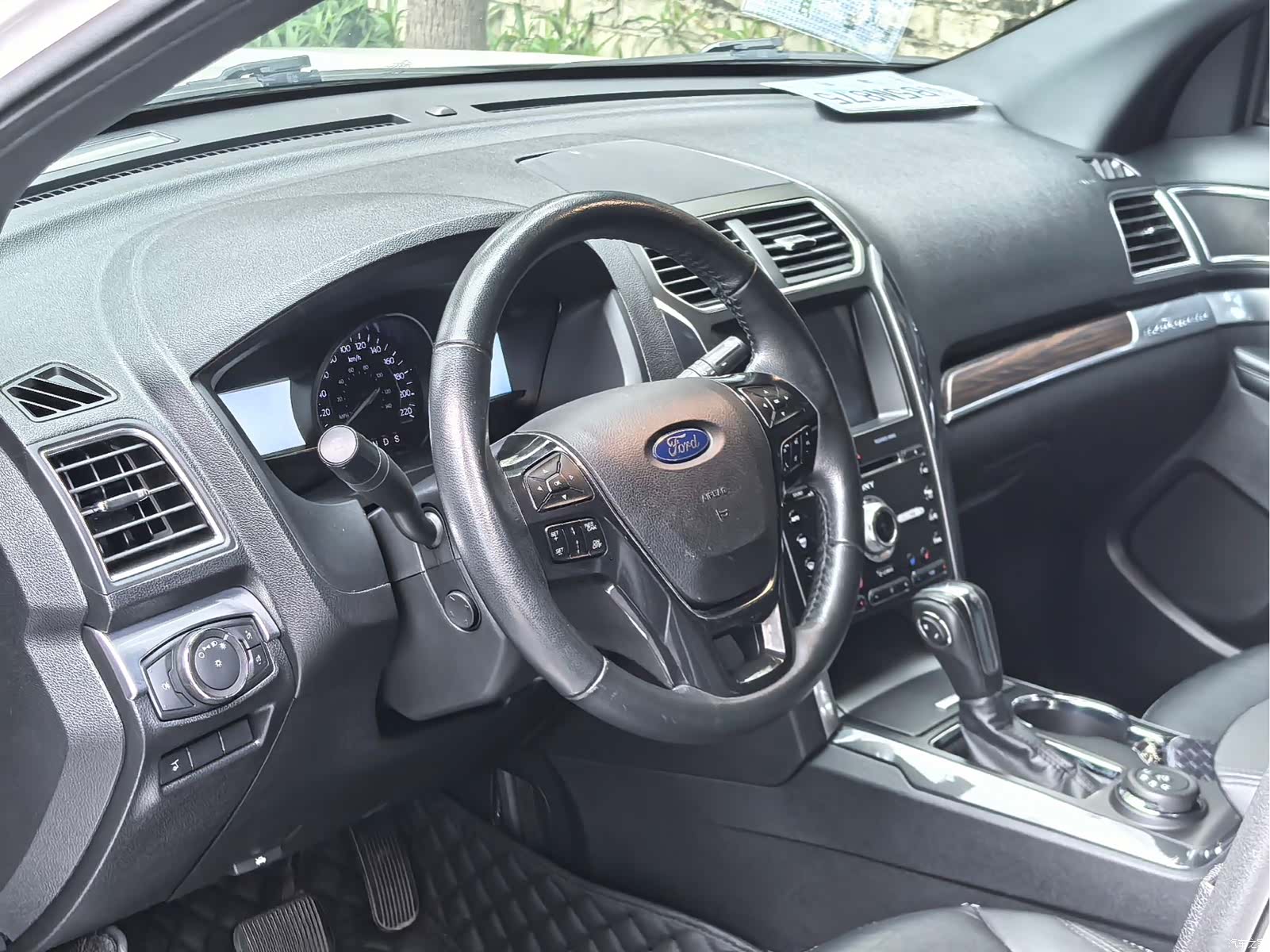 Ford Explorer, 2019 13