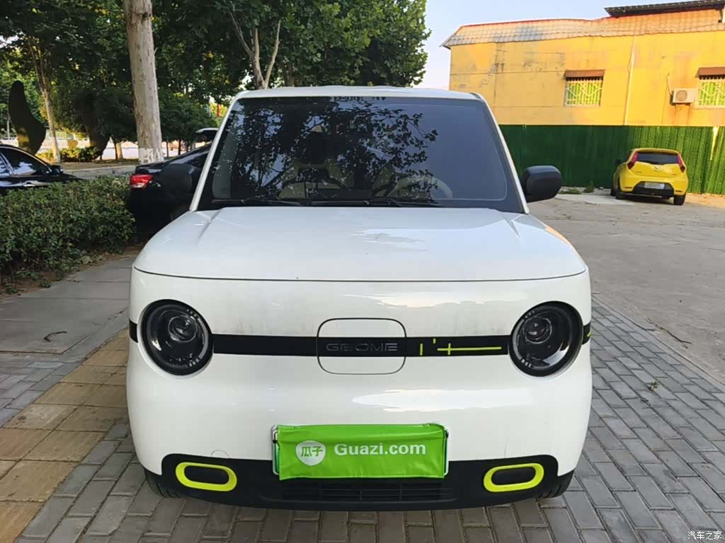 Geely Panda, 2025 3