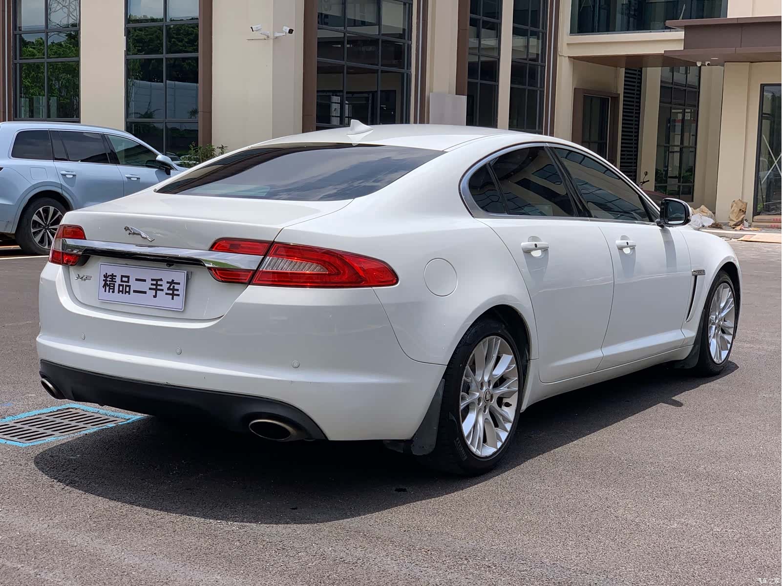 Jaguar XF, 2013 6