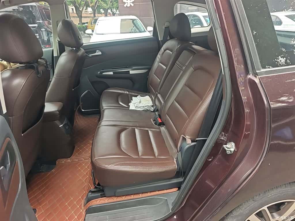 Haima MPV, 2017 16