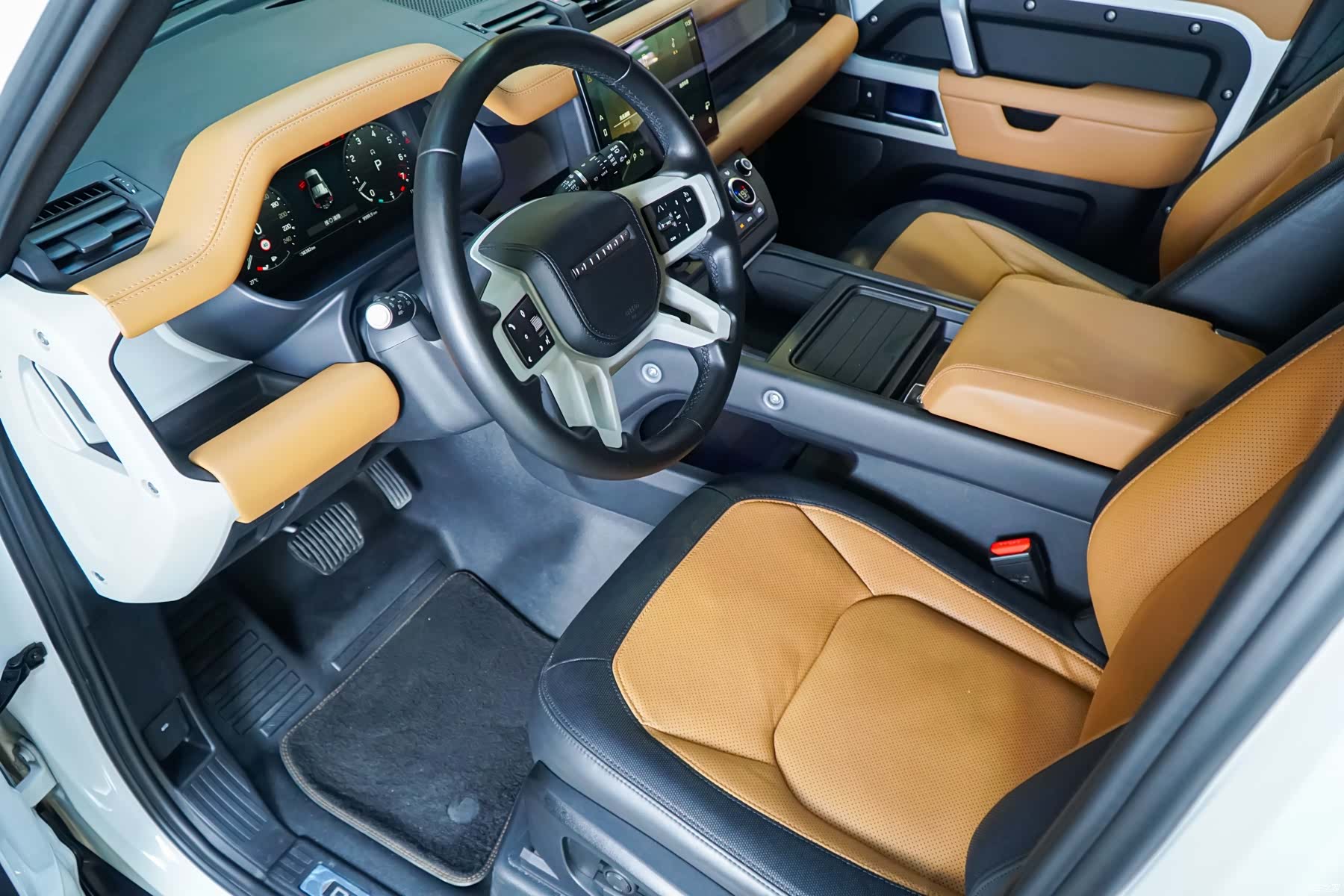 Land Rover Defender, 2023 8