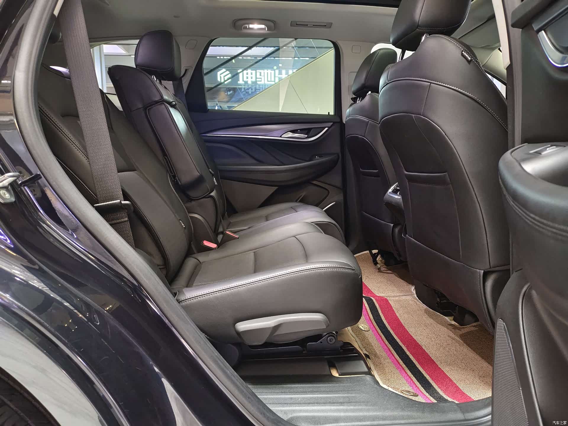 Buick Enclave, 2022 18