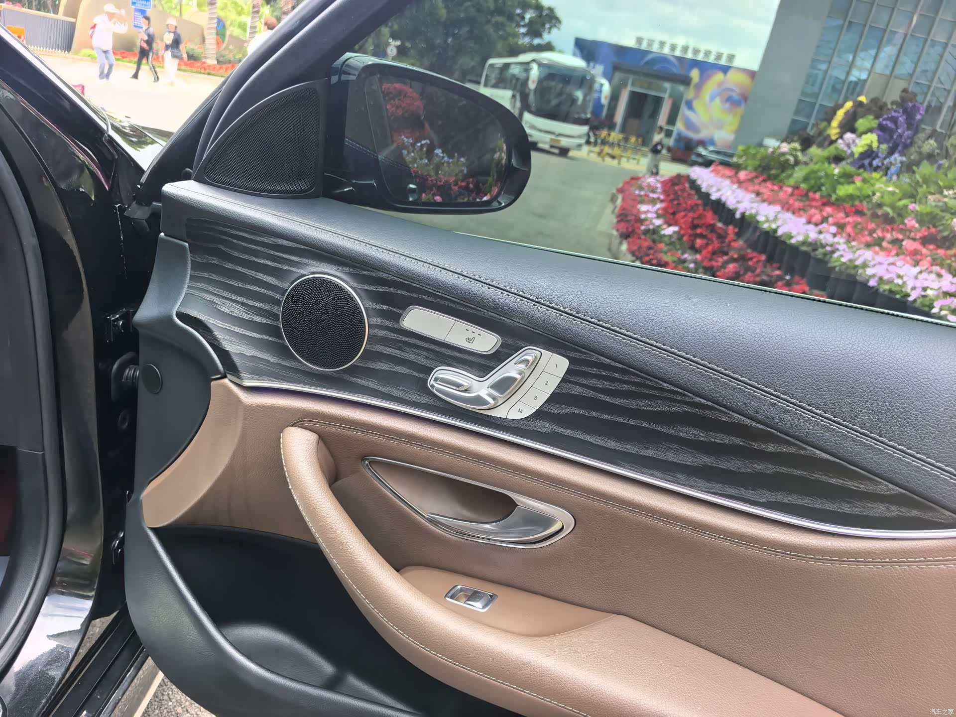 Mercedes-Benz E-Class, 2019 15