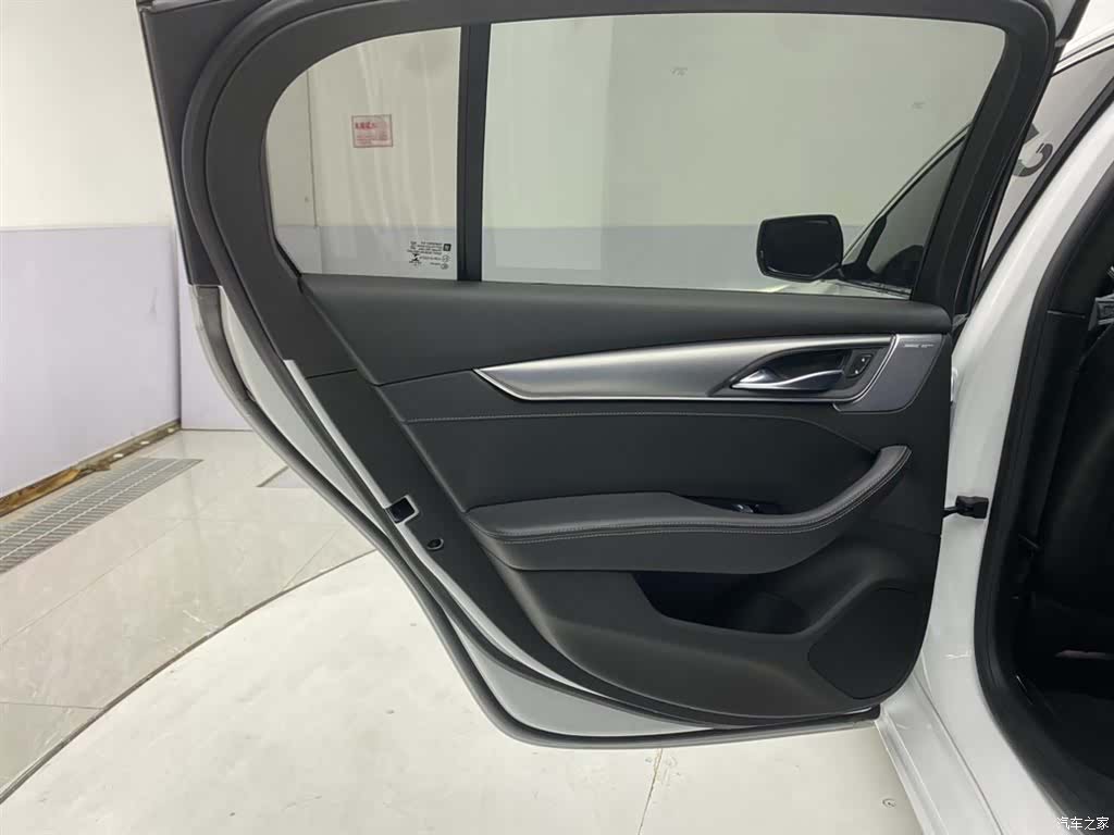 Cadillac CT5, 2021 28