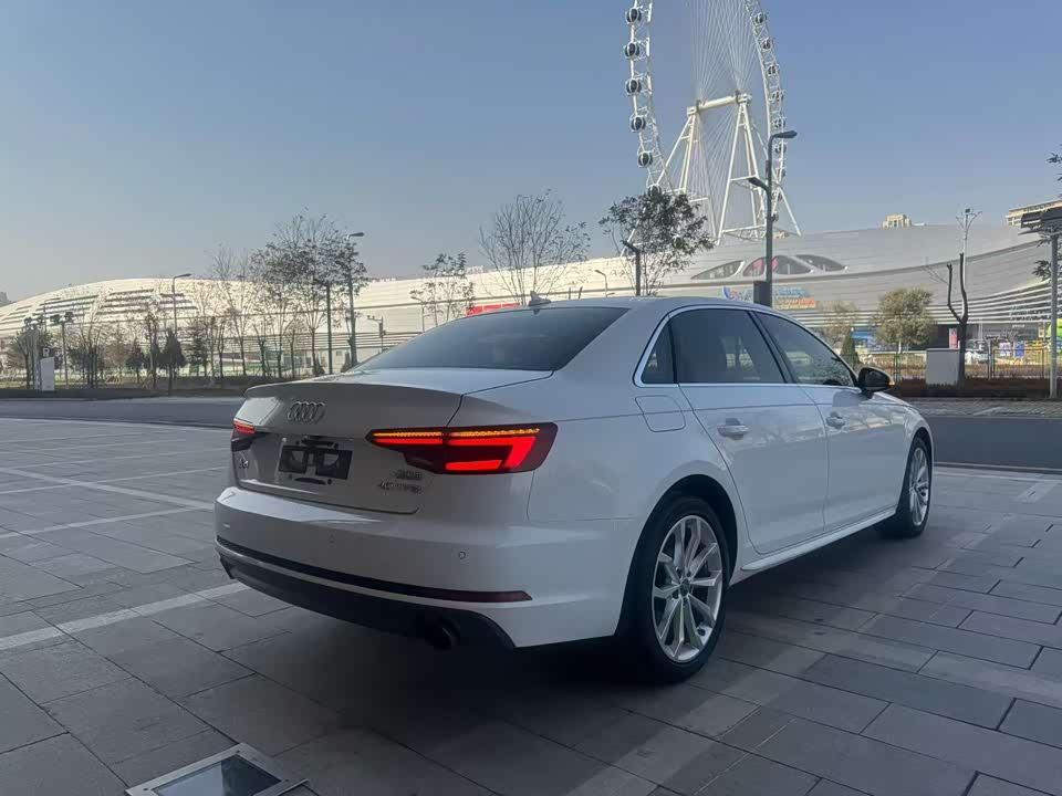 Audi A4L