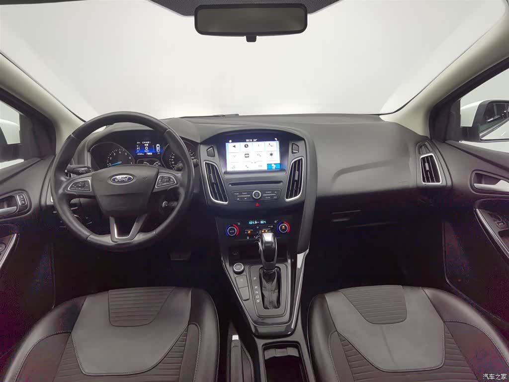 Ford Focus, 2018 все фото