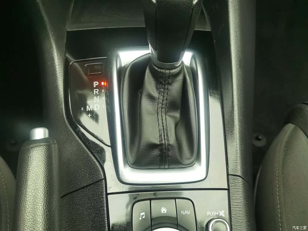 Mazda Mazda3, 2016 13