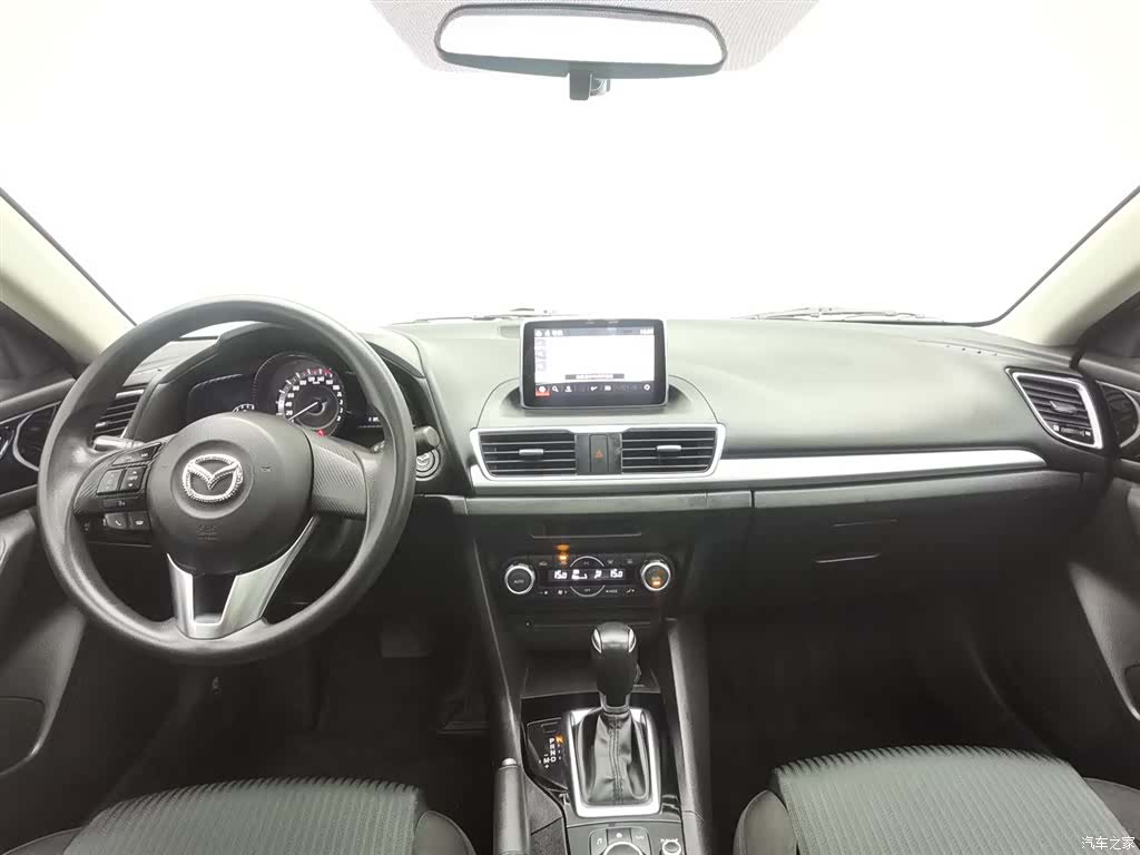 Mazda Mazda3, 2016 все фото