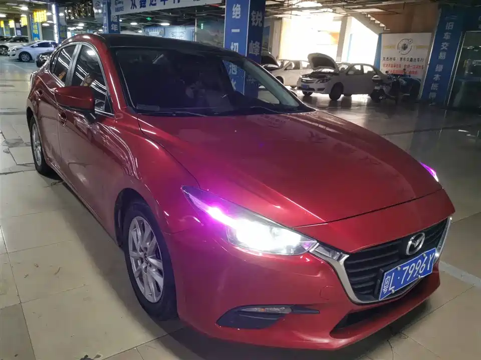 Mazda 3 Angkesaila