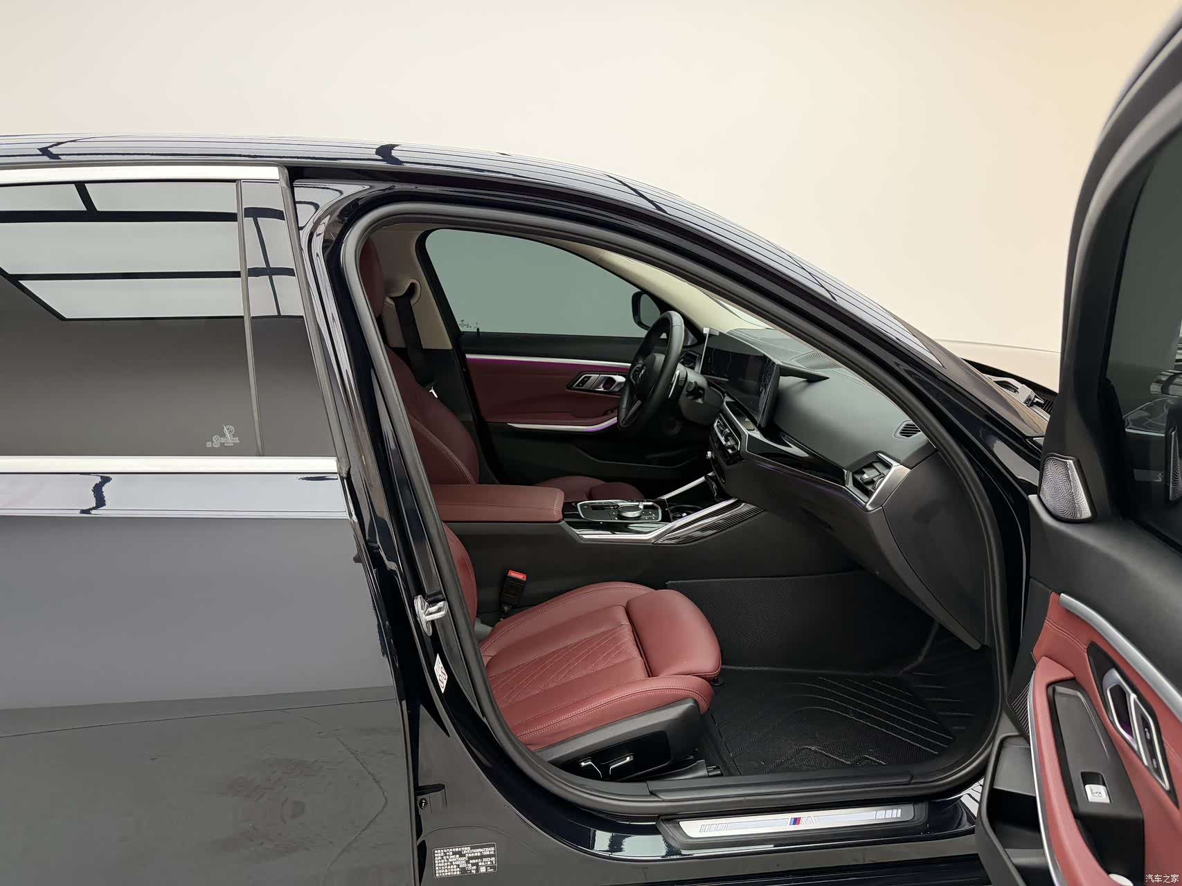 BMW 3 Series, 2024 11