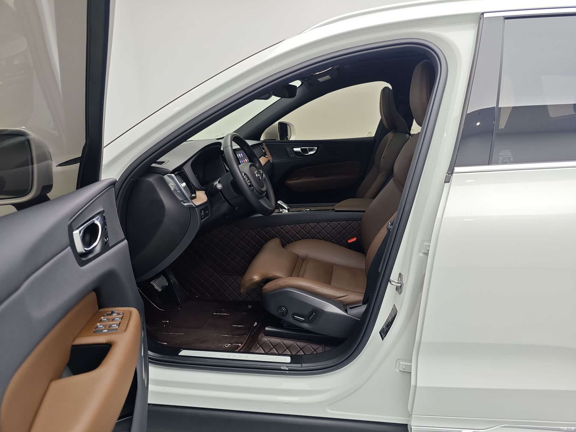 Volvo XC60, 2021 10
