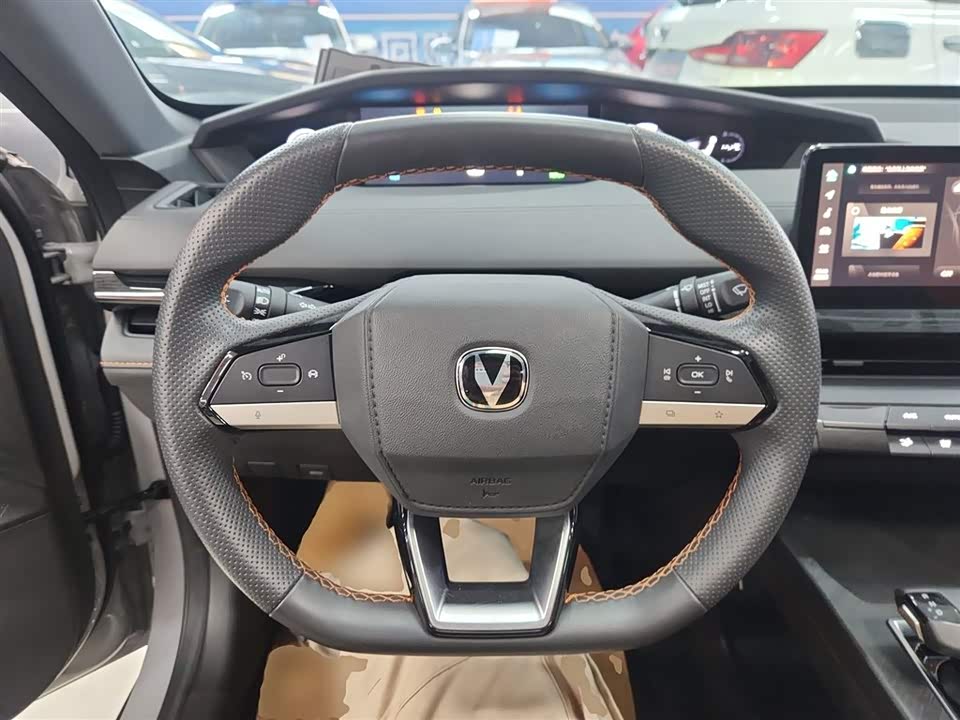 Changan UNI-V Smart iDD