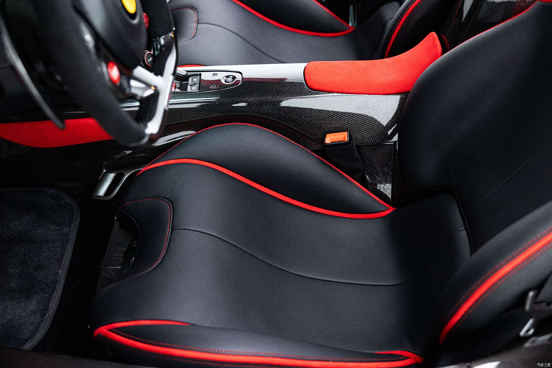 Ferrari LaFerrari, 2015 18