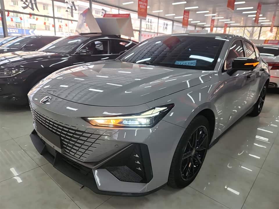 Changan UNI-V Smart iDD