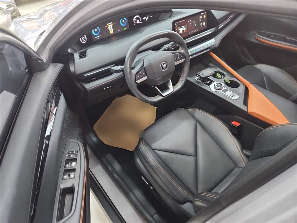 Changan UNI-V Smart iDD