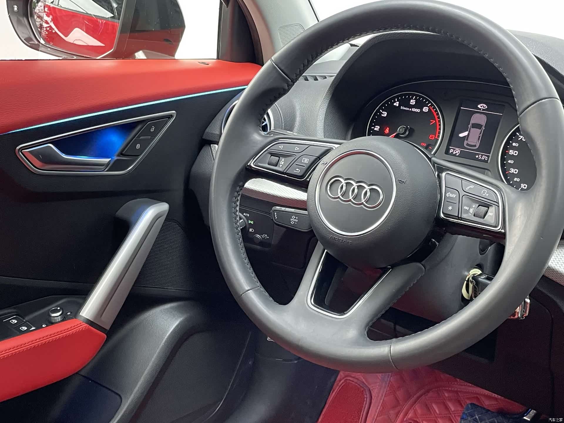 Audi Q2L, 2021 11