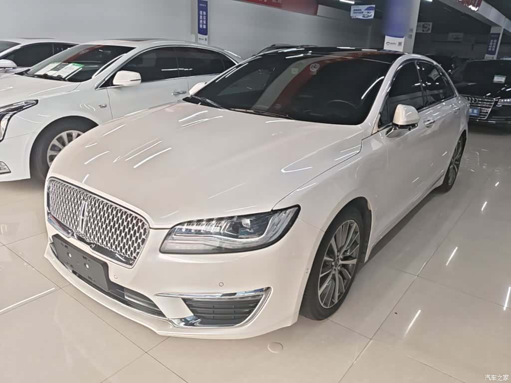 Lincoln MKZ, 2018 1