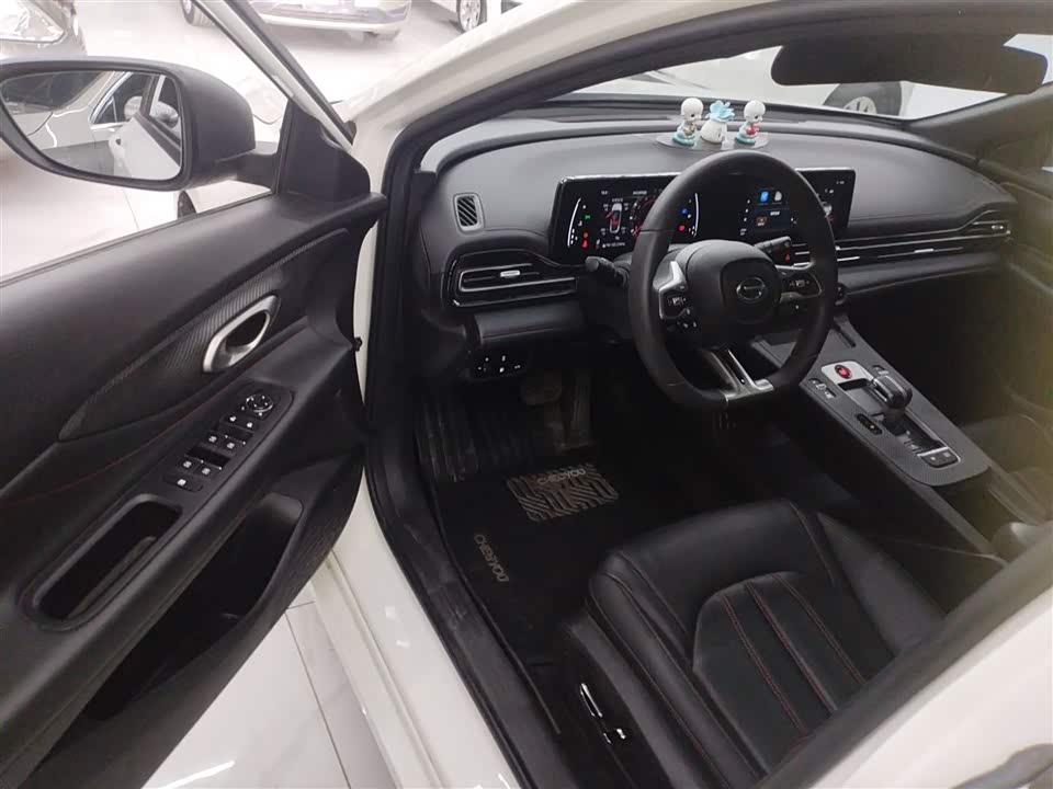 Trumpchi Shadow Leopard