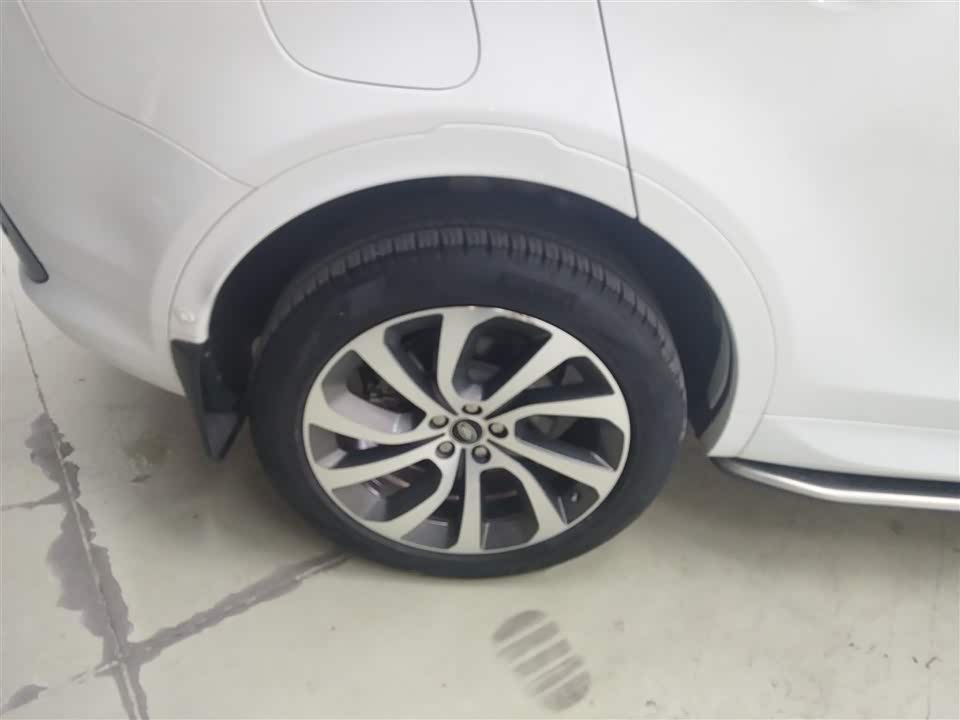 Land Rover Discover sports