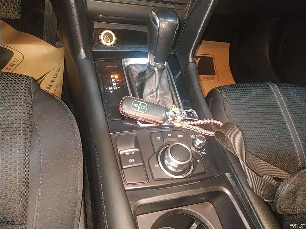 Mazda Mazda3, 2017 14