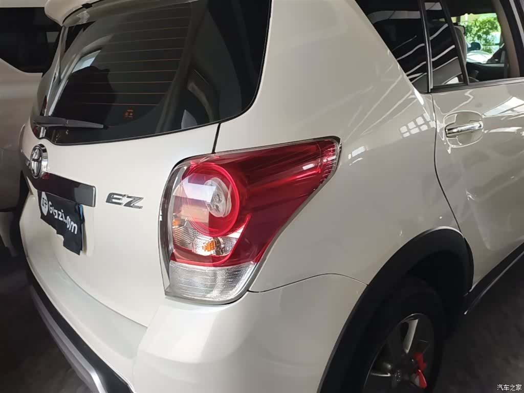 Toyota 180E, 2015 8