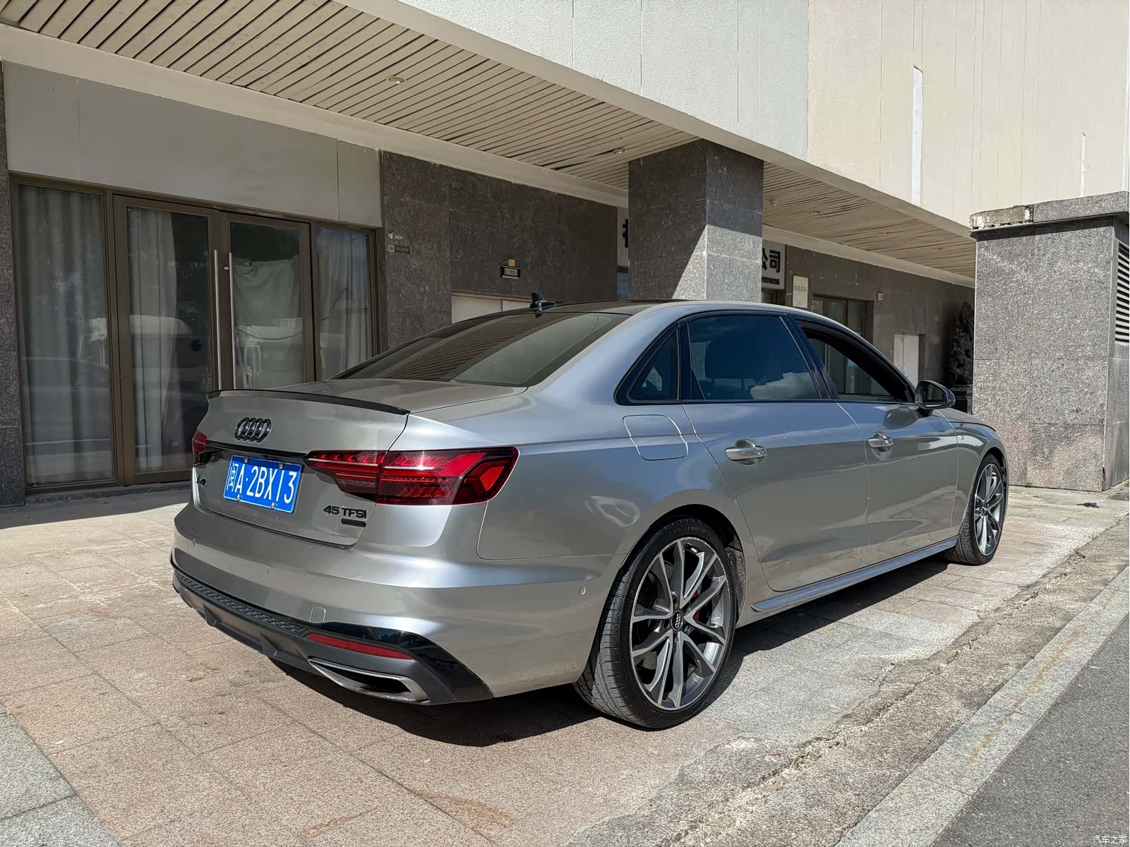 Audi A4L, 2020 8